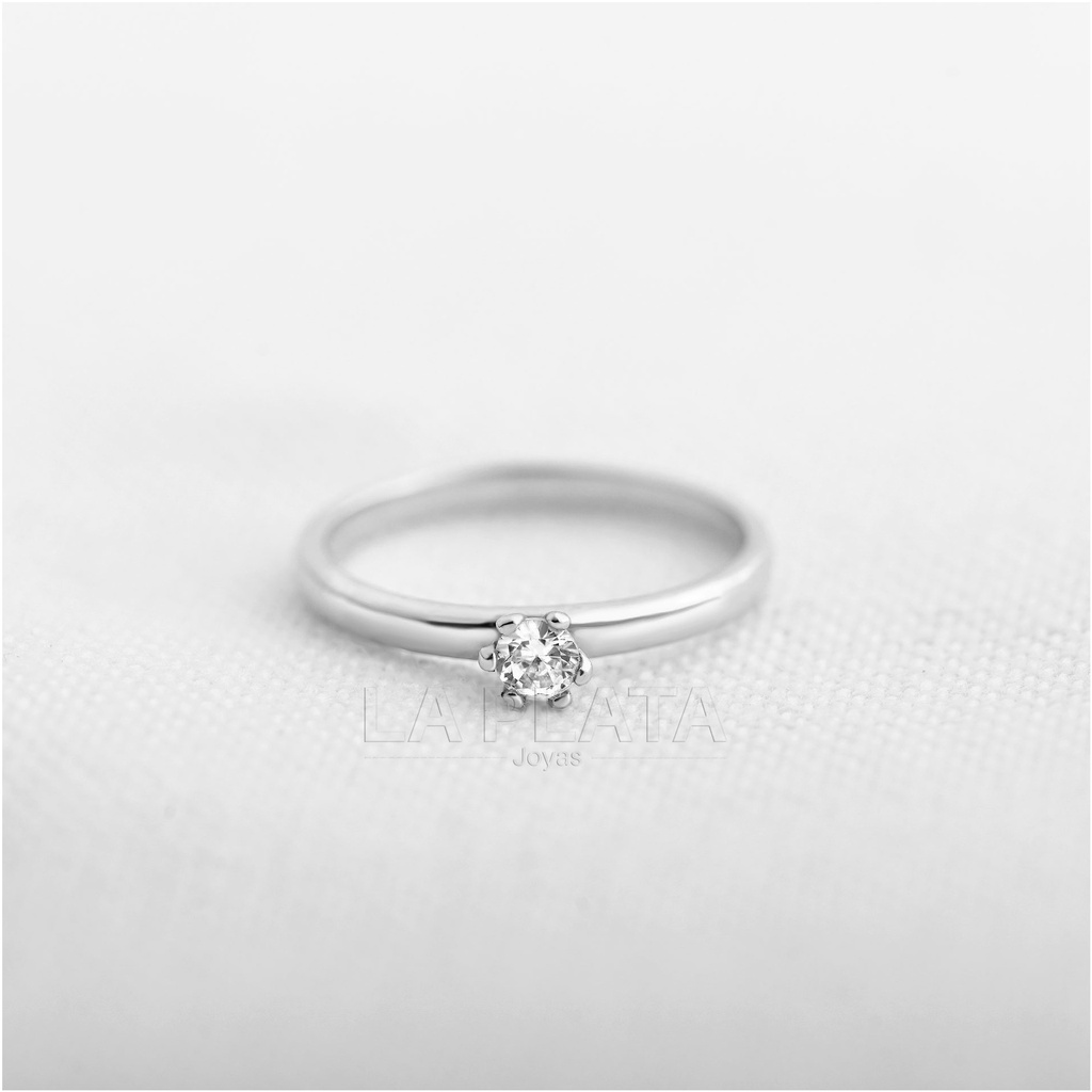 ANILLO CIRCON REFLEJO ESTELAR ORO BLANCO