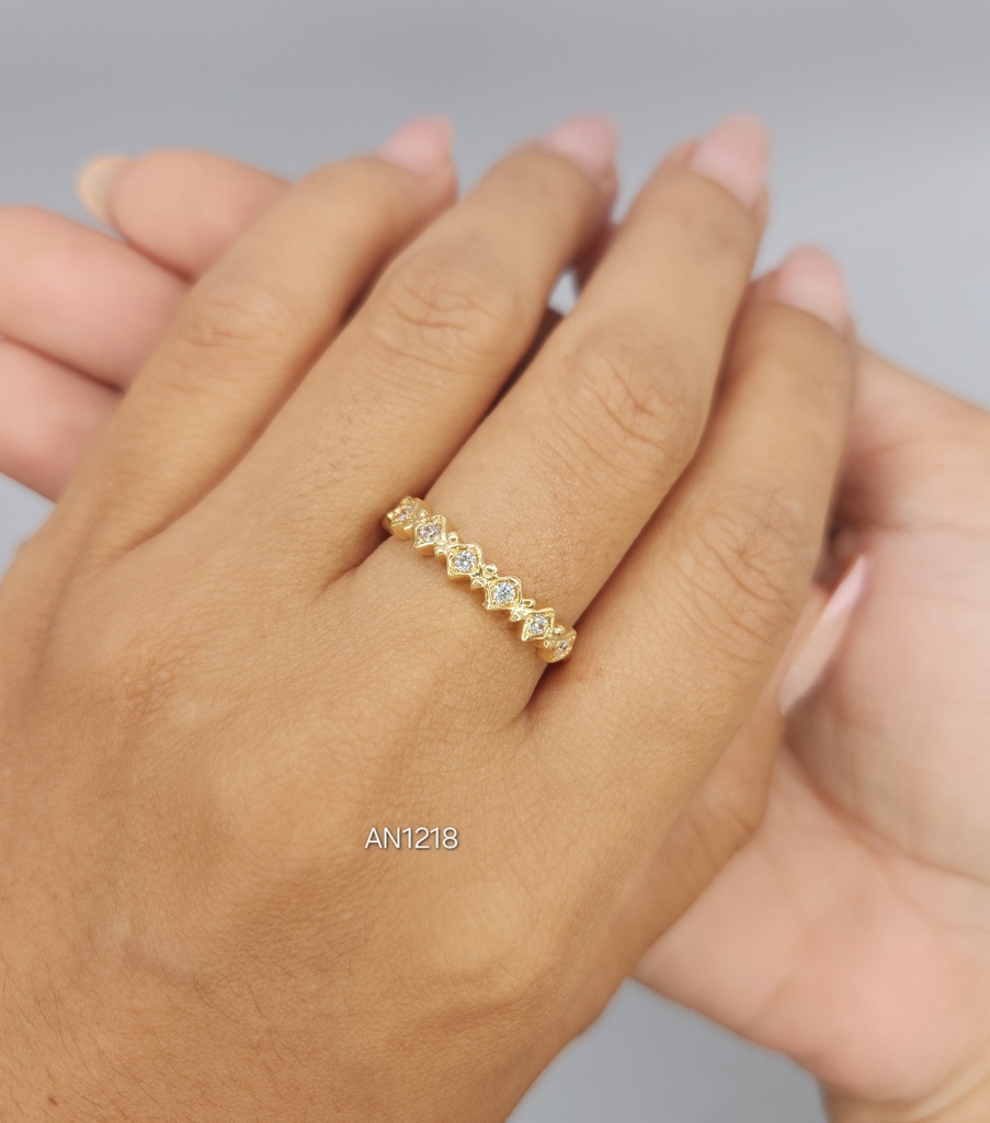 ANILLO CIRCON LUZ ESPECTRAL