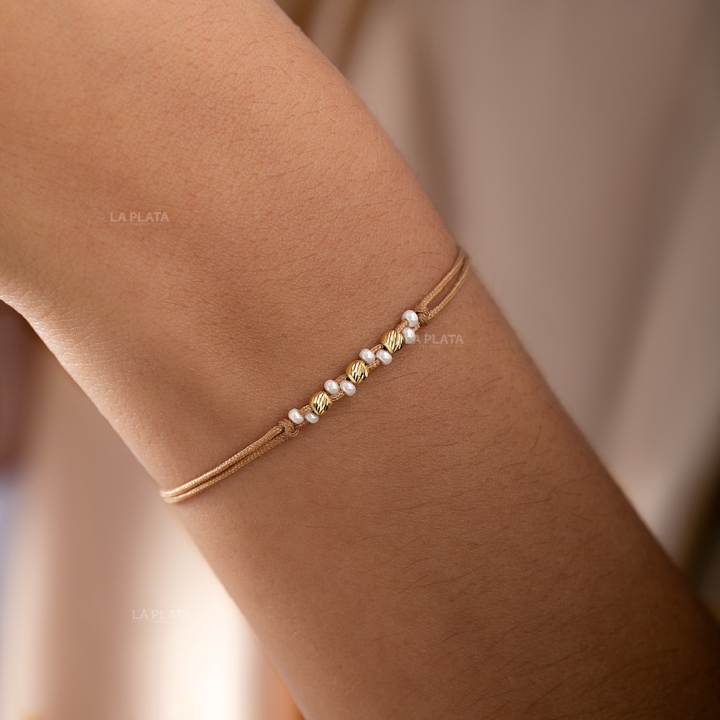 PULSERA DE HILO CON 3 BALINES DIAMANTADOS
