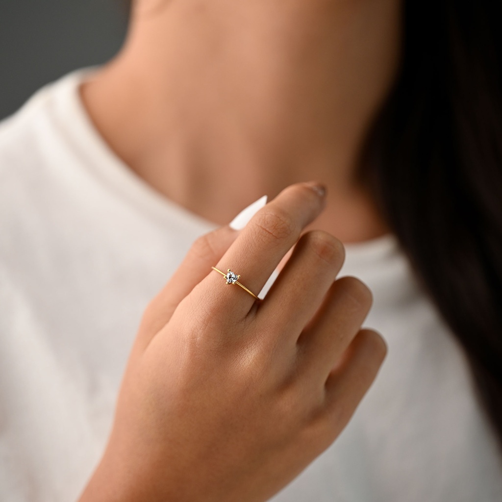 ANILLO HALO DE CORAZON