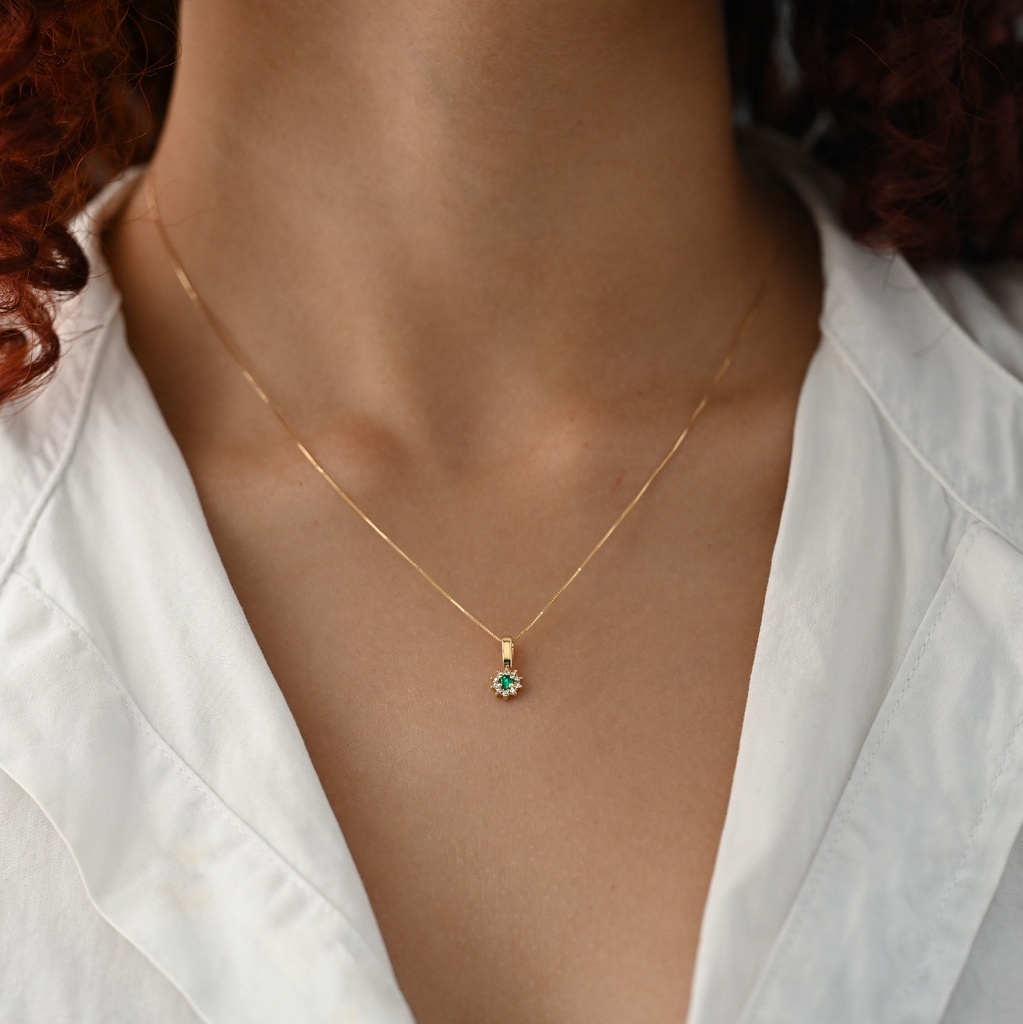 DIJE ESMERALDA ESTRELLA