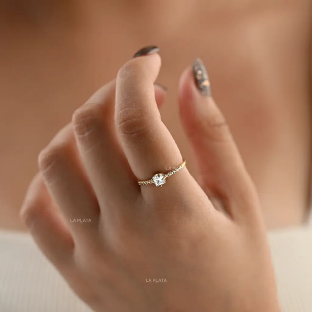 ANILLO CUADRADO CON CIRCON GR (2).webp