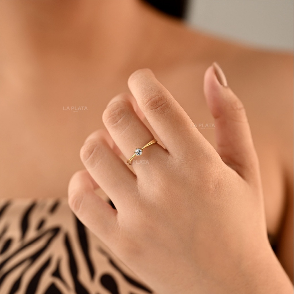ANILLO CIRCON ESPEJISMO DORADO