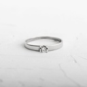 ANILLO ORO BLANCO ESENCIA CÁLIDA