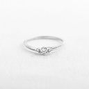 ANILLO ORO BLANCO TERNURA SILENTE