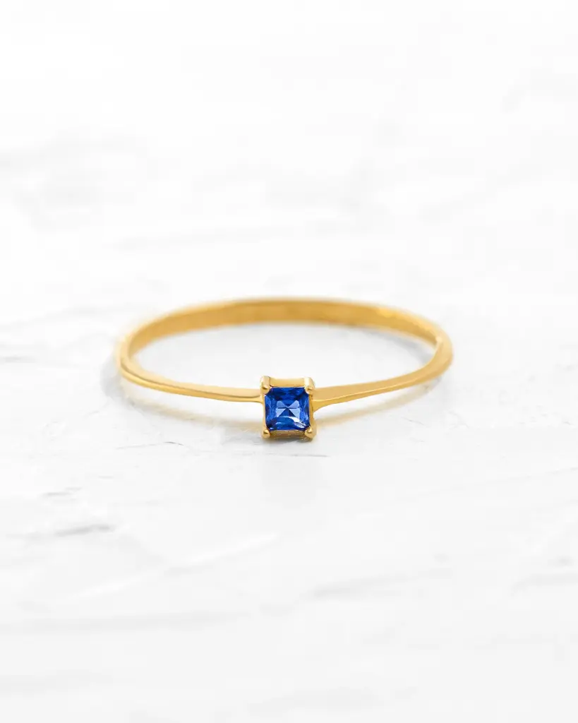 ANILLO CUADRADO LISO