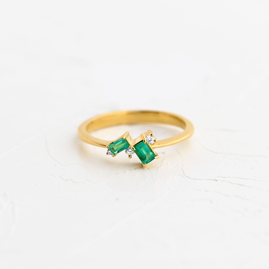 ANILLO ESMERALDA VERDE INTIMO  