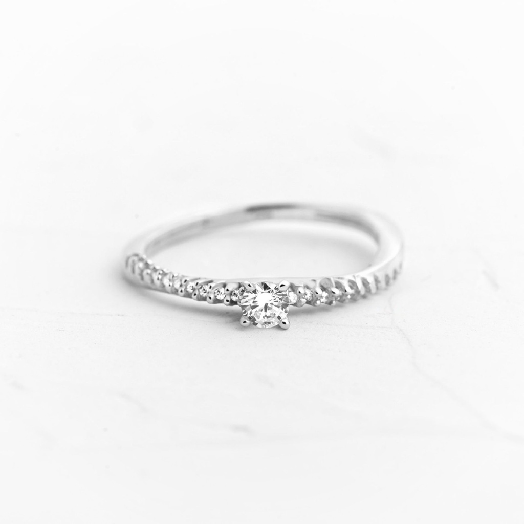 ANILLO ORO BLANCO SELENDRA