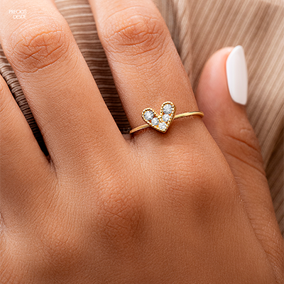[ASIVEN04] ANILLO CORAZON CON CIRCONES